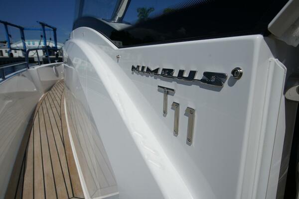 In Stock 2025 Nimbus T11 297 40ft Nimbus Yacht For Sale