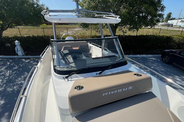 In Stock 2024 Nimbus T8 314 26ft Nimbus Yacht For Sale