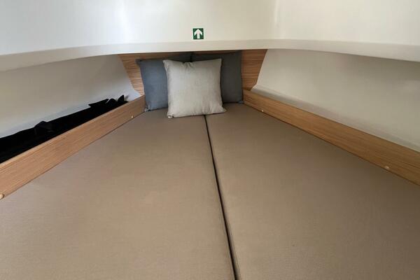 In Stock 2024 Nimbus T8 314 26ft Nimbus Yacht For Sale