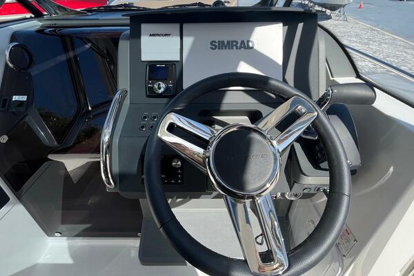 In Stock 2024 Nimbus T8 314 26ft Nimbus Yacht For Sale