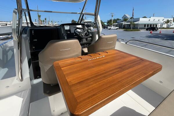 In Stock 2024 Nimbus T8 314 26ft Nimbus Yacht For Sale