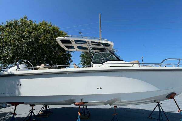 Photo of the 2024 Nimbus Tender 8 "In-Stock 2024 Nimbus T8 314"