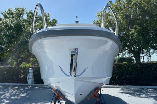 In Stock 2024 Nimbus T8 314 26ft Nimbus Yacht For Sale