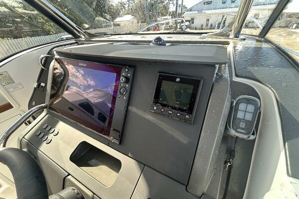 In Stock 2024 Nimbus T9 142 30ft Nimbus Yacht For Sale