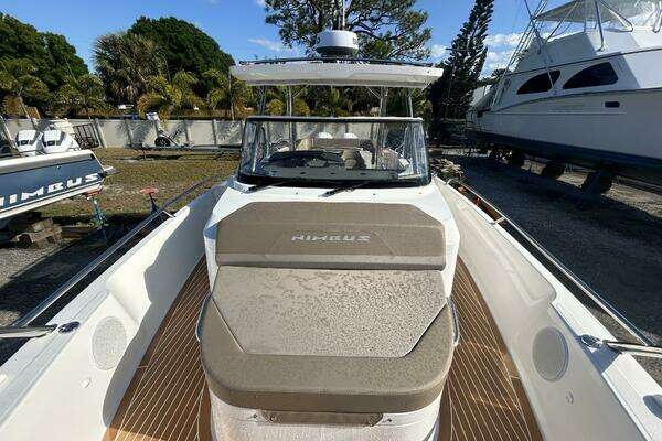 Photo of the 2024 Nimbus Tender 9 "In-Stock 2024 Nimbus T9 142"