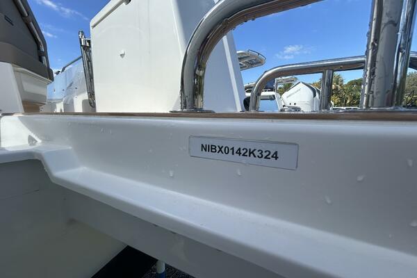 In Stock 2024 Nimbus T9 142 30ft Nimbus Yacht For Sale