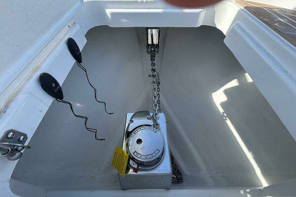 Photo of the 2024 Nimbus Tender 9 "In-Stock 2024 Nimbus T9 142"