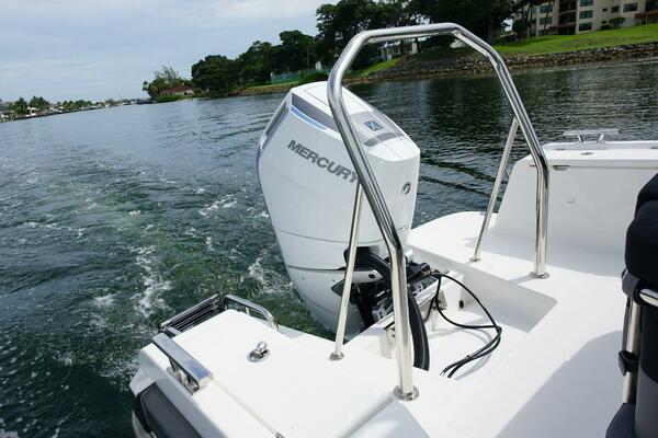 In Stock 2024 Nimbus T9 143 30ft Nimbus Yacht For Sale