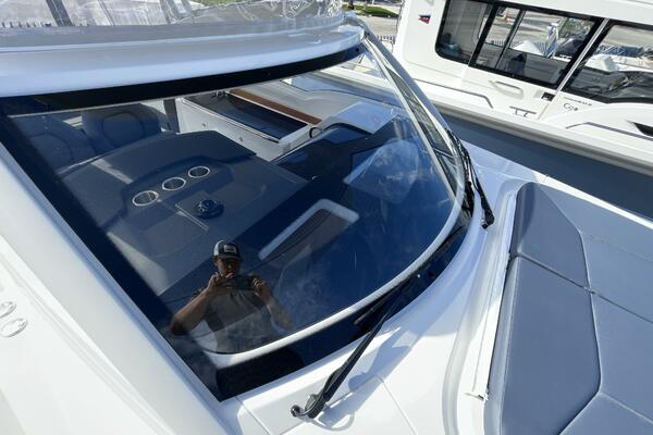 In Stock 2024 Nimbus W9 279 30ft Nimbus Yacht For Sale