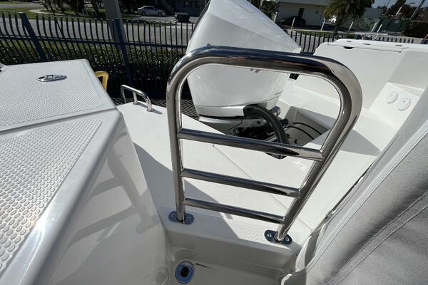 In Stock 2024 Nimbus W9 279 30ft Nimbus Yacht For Sale