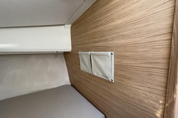 In Stock 2024 Nimbus W9 279 30ft Nimbus Yacht For Sale