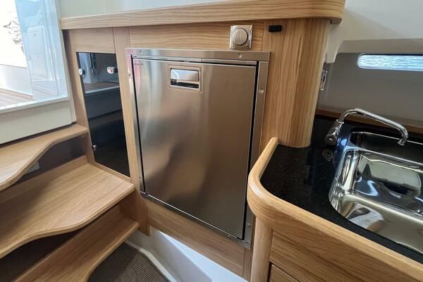 In  Stock 2025 Nimbus C11 086 40ft Nimbus Yacht For Sale