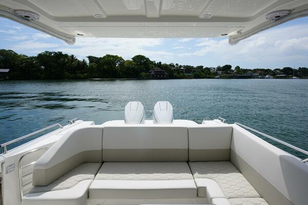In Stock 2025 Nimbus W11 60 40ft Nimbus Yacht For Sale