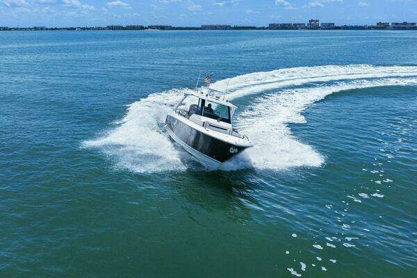 Tiara Yachts 34 Sport LS Yacht For Sale