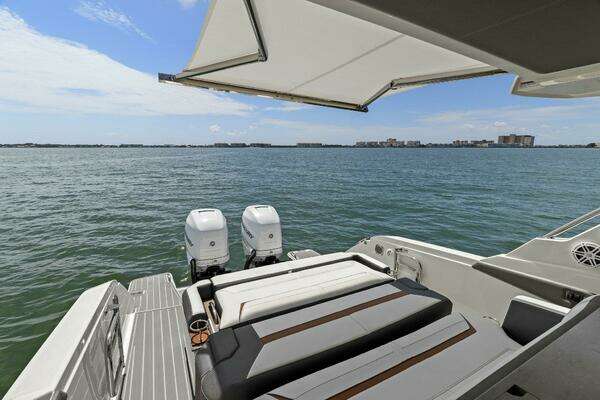Tiara Yachts 34 Sport LS Yacht For Sale