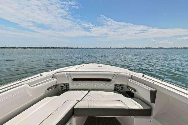 Tiara Yachts 34 Sport LS Yacht For Sale