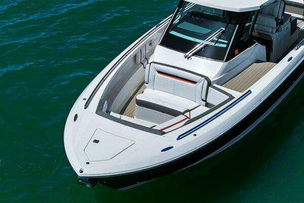 Tiara Yachts 34 Sport LS Yacht For Sale