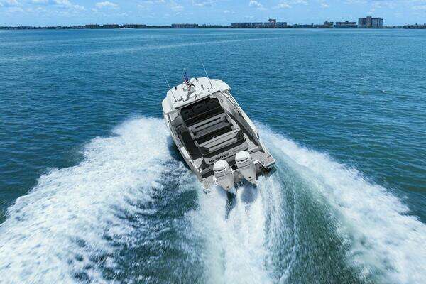 Tiara Yachts 34 Sport LS Yacht For Sale
