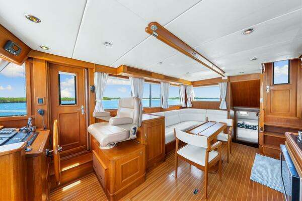 Grand Banks 47 Classic Yacht For Sale