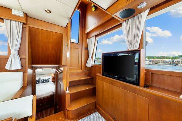 Grand Banks 47 Classic Yacht For Sale