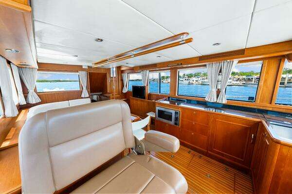 Grand Banks 47 Classic Yacht For Sale