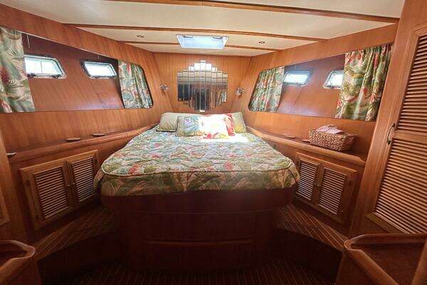 Selene  Yacht For Sale