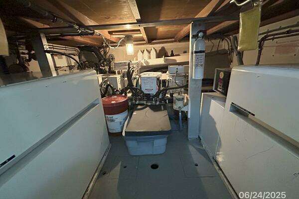 Hatteras CPMY Yacht For Sale