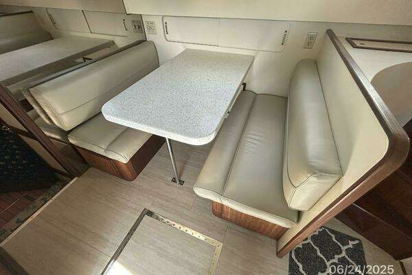 Hatteras CPMY Yacht For Sale