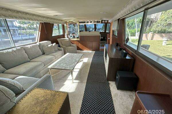 Hatteras CPMY Yacht For Sale