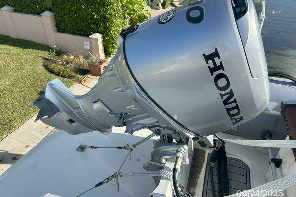 Hatteras CPMY Yacht For Sale