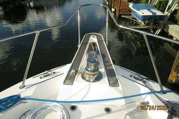Hatteras CPMY Yacht For Sale