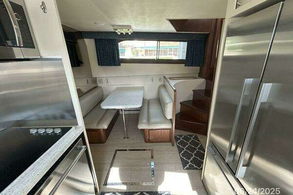 Hatteras CPMY Yacht For Sale
