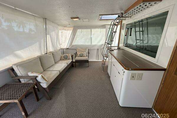 Hatteras CPMY Yacht For Sale