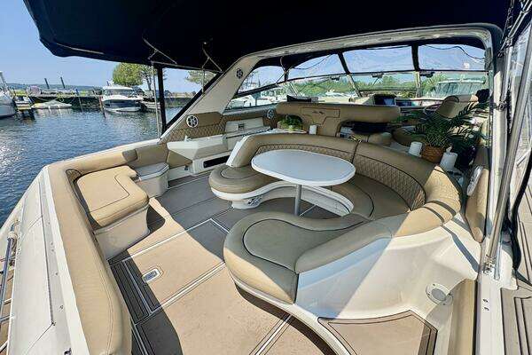 Sea Ray 500 Sundancer Yacht For Sale