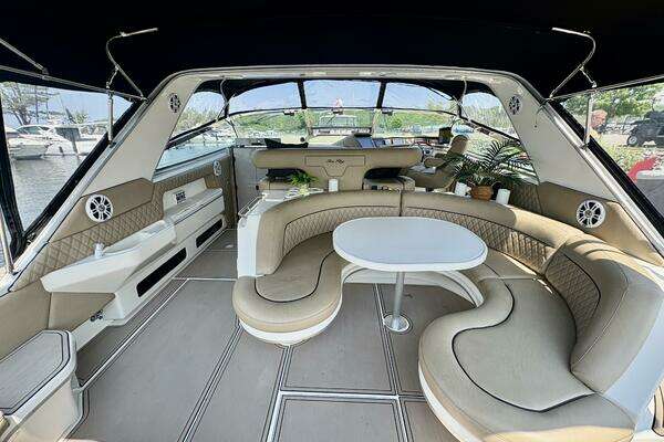 Sea Ray 500 Sundancer Yacht For Sale