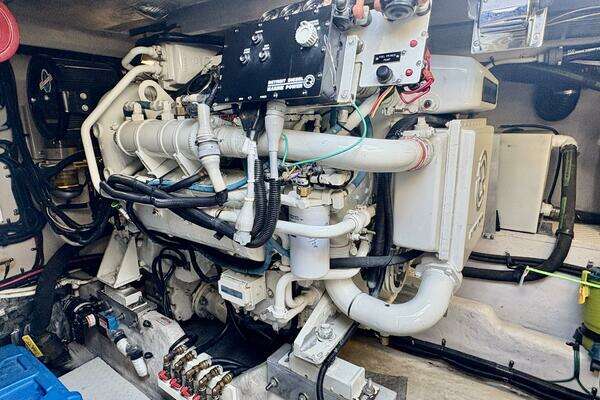Sea Ray 500 Sundancer Yacht For Sale