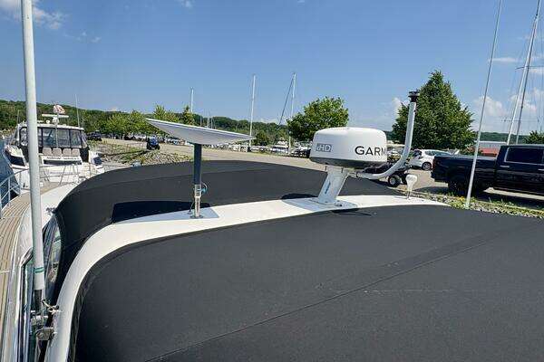 Sea Ray 500 Sundancer Yacht For Sale