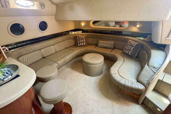 Sea Ray 500 Sundancer Yacht For Sale