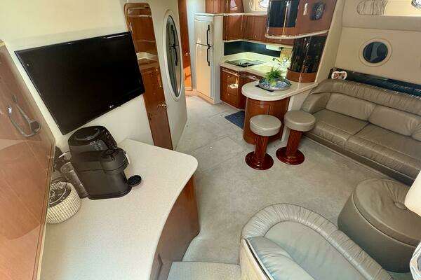 Sea Ray 500 Sundancer Yacht For Sale
