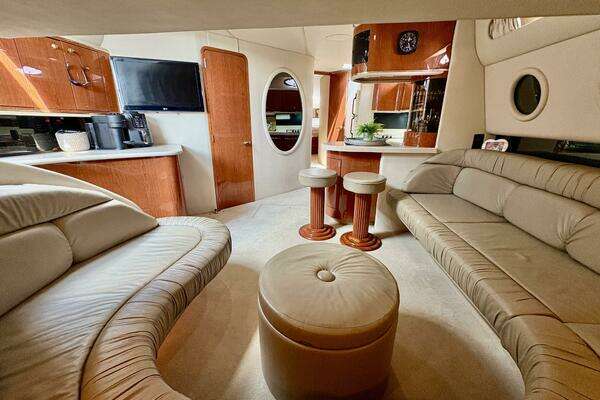 Sea Ray 500 Sundancer Yacht For Sale
