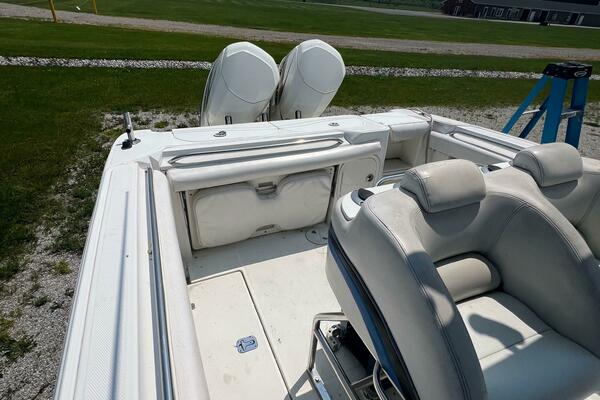 29ft Wellcraft Yacht For Sale