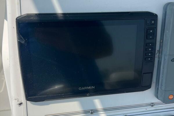 29ft Wellcraft Yacht For Sale