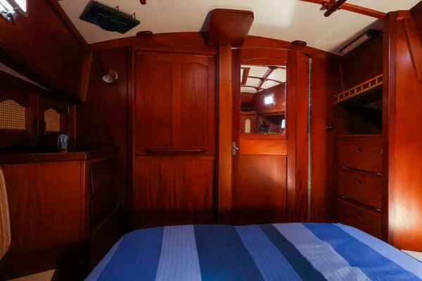 36ft Gozzard Yacht For Sale