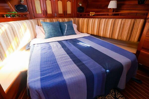 36ft Gozzard Yacht For Sale