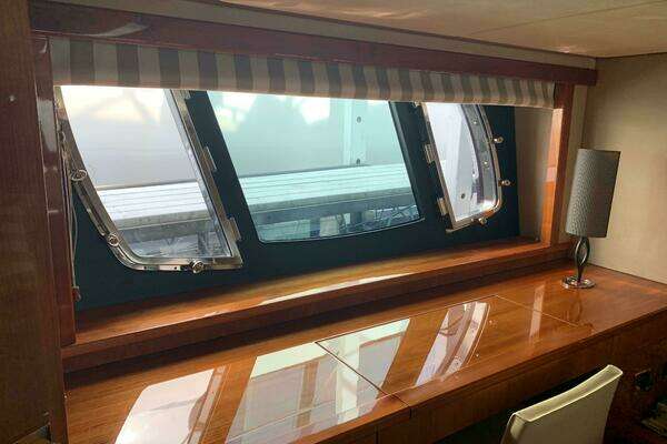 Sunseeker Manhattan 60 Yacht For Sale