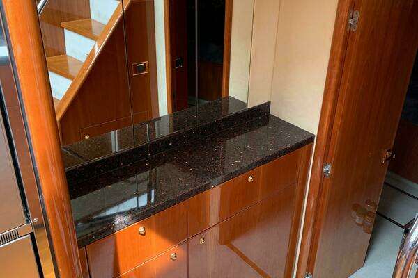 Sunseeker Manhattan 60 Yacht For Sale