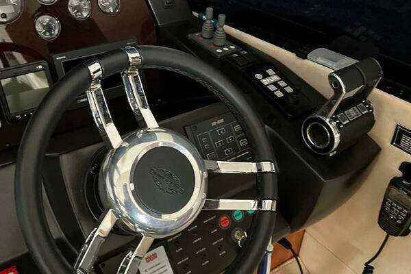 Sunseeker Manhattan 60 Yacht For Sale
