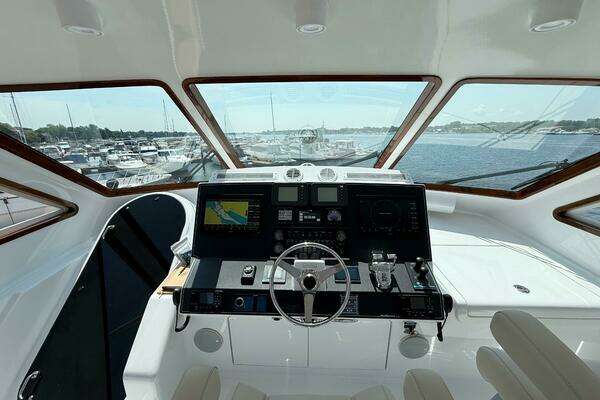 Hatteras 60 Motor Yacht Yacht For Sale