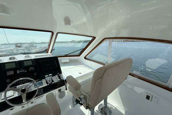 Hatteras 60 Motor Yacht Yacht For Sale