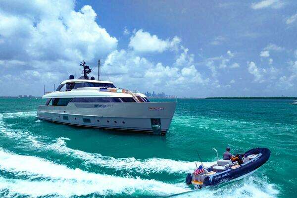 Sanlorenzo SD96 Yacht For Sale